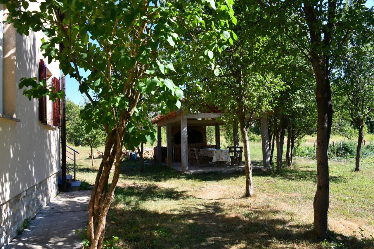 Holiday Home Matan Saborsko Exterior photo